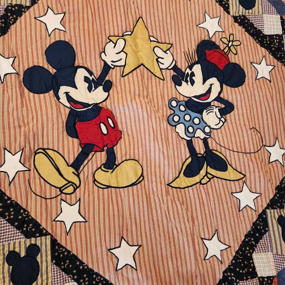 VTG Disney Mickey Minnie Mouse Cotton Patchwork Quilt Wallhanger - Picture 6 of 11
